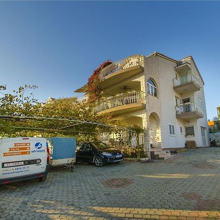 Apartments Nada Grebastica Exterior photo